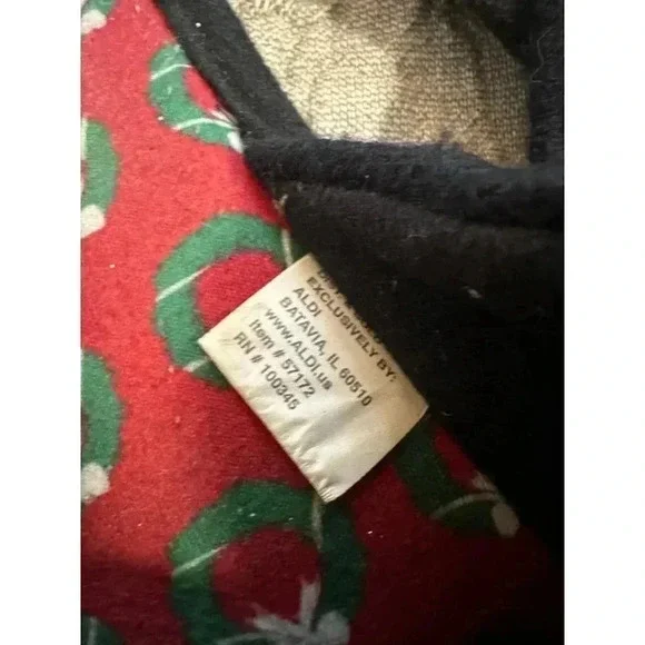 Merry Moments GET LIT Slippers Men’s size 7-8, Women’s size 9-10 - Picture 4 of 7